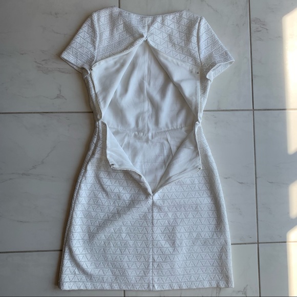 REISS magnolia white eyelet dress open back - Picture 5 of 11
